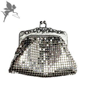 VINTAGE Whiting & Davis Mini Coin Purse